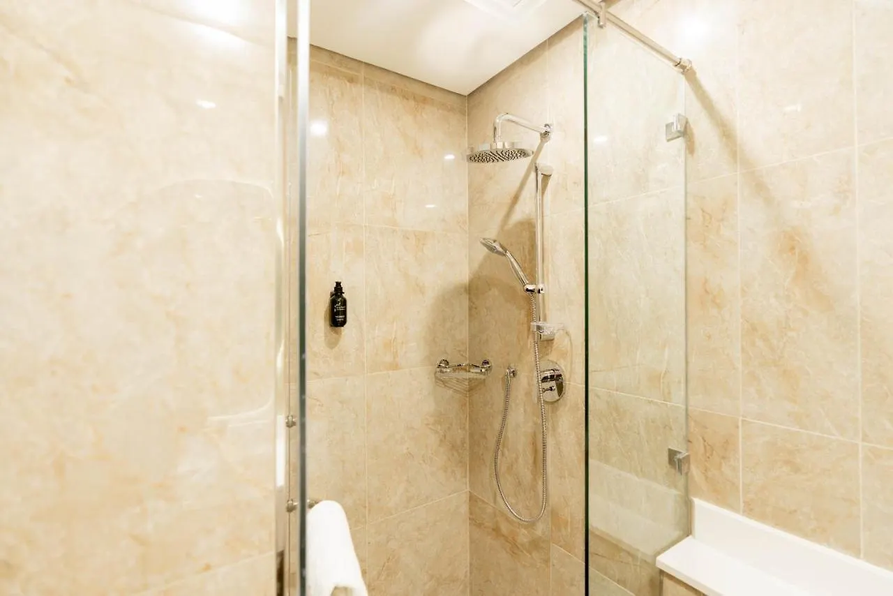 Resivation Hotel Dubai